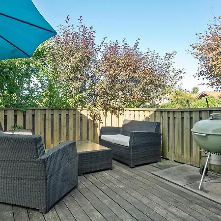 Three-bedroom In Vaggerlose Сasa de vacaciones Bøtø By