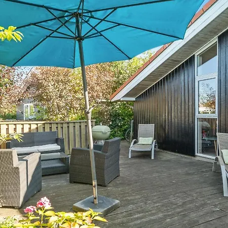 3 Bedroom Amazing In Vaeggerlose Boto By