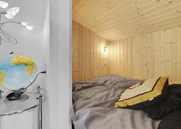 Three-bedroom In Vaggerlose *